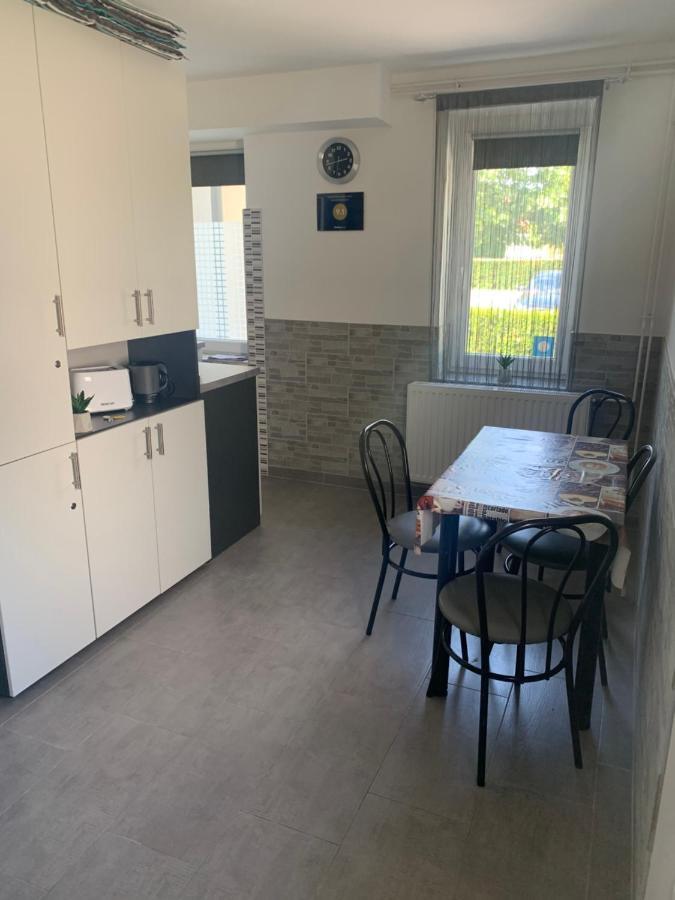 Komo Apartment Bük Zewnętrze zdjęcie
